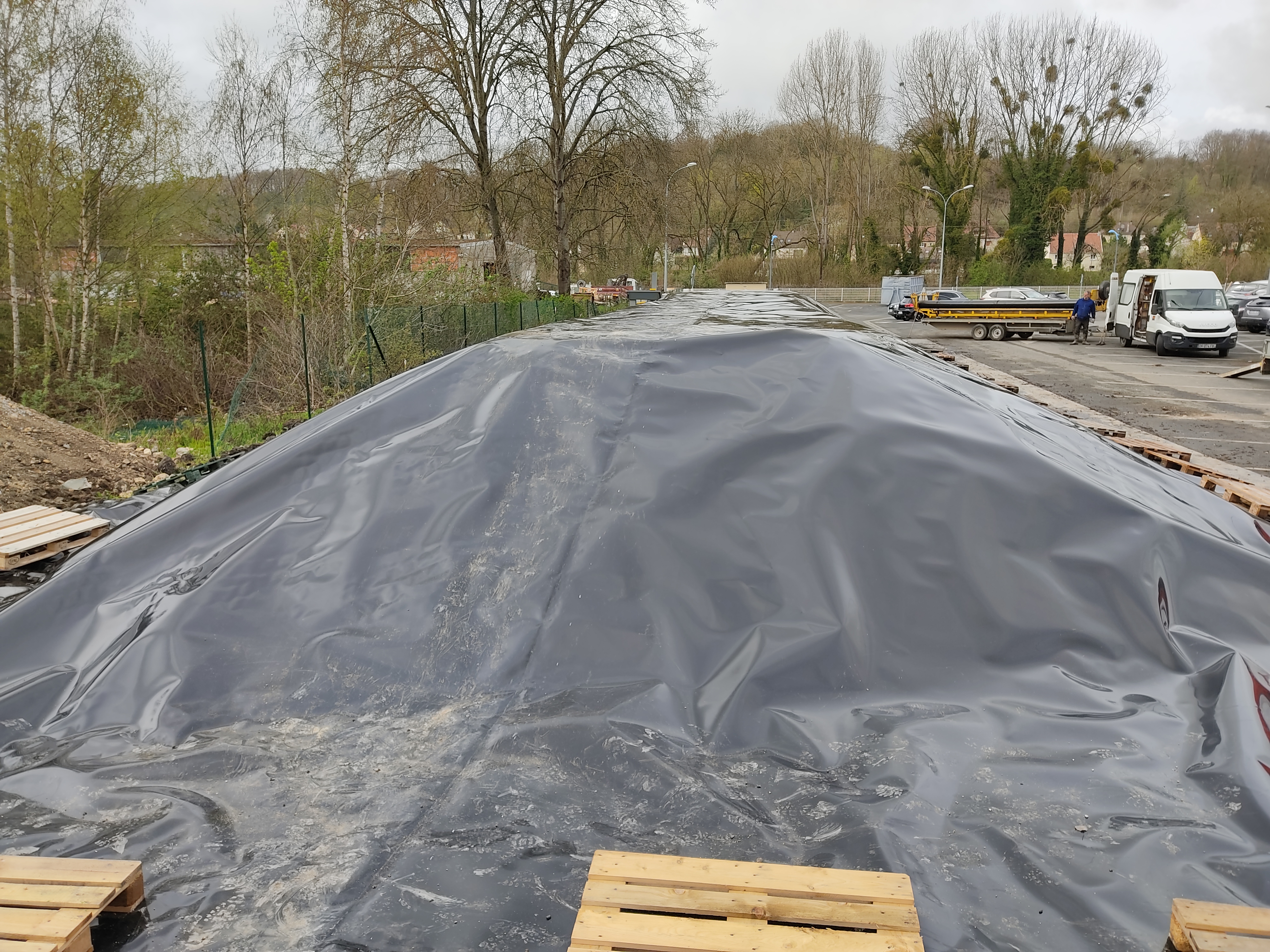 BACHAGE TEMPORAIRE DE TERRES POLLUEES