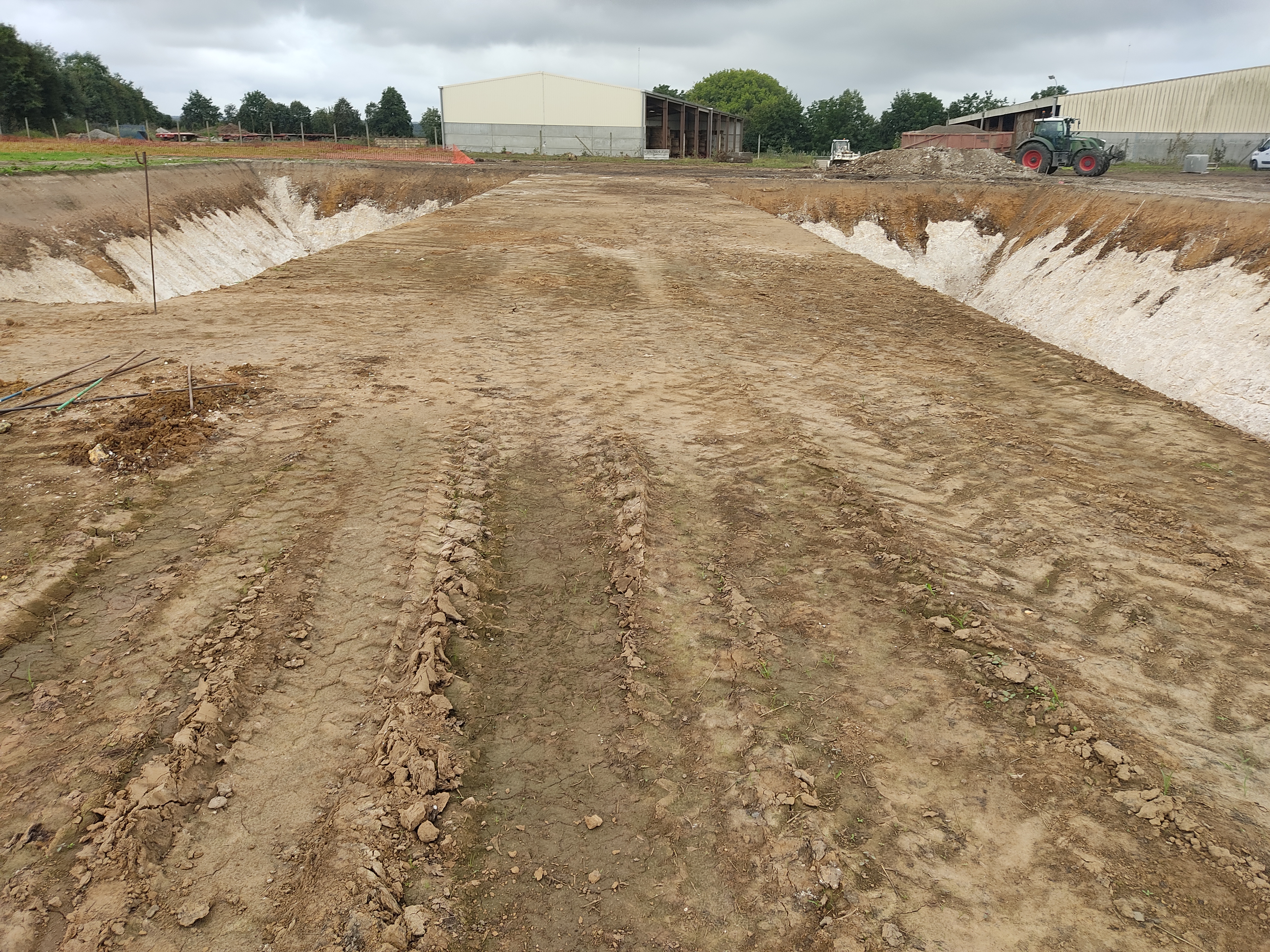 Deux bassins de rétention sur site d'une lignière 80