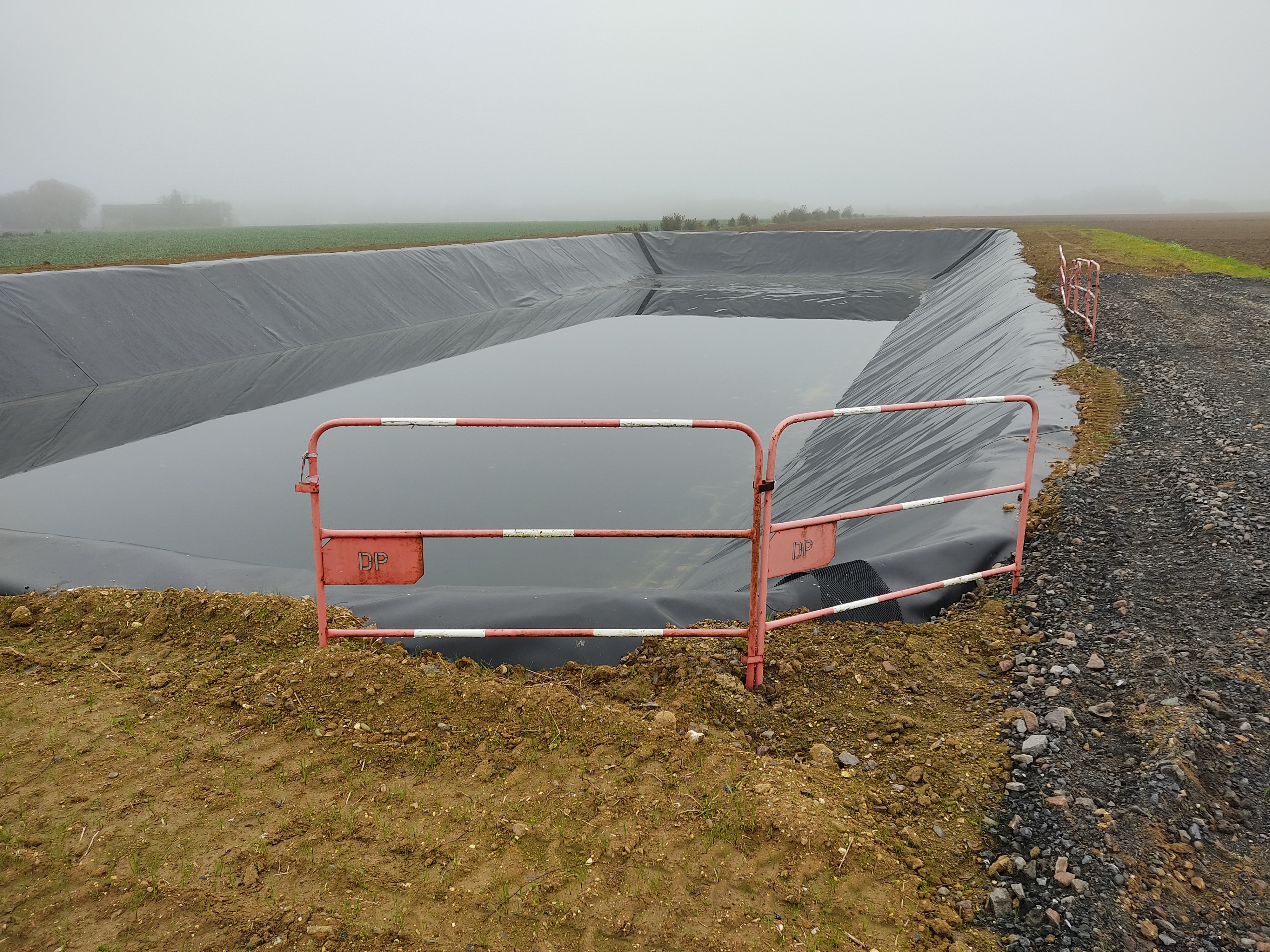 LAGUNE DE STOCKAGE DE DIGESTATS. DPT 80