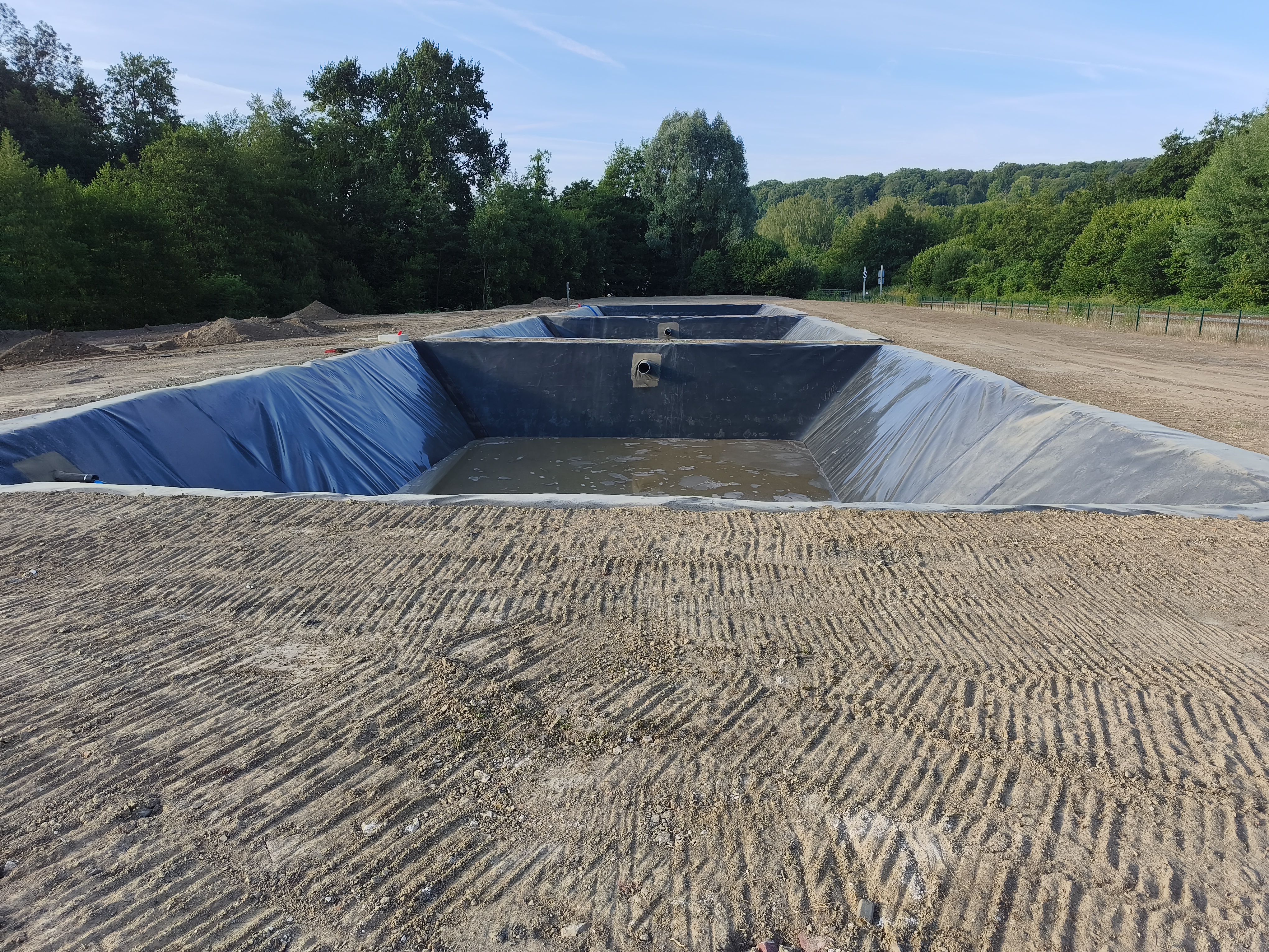 TROIS BASSINS DE DECANTATION DANS CIDRERIE  DPT 60